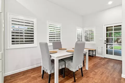 Dining - 887 E Milgeo Ave, Ripon, CA 95366 photo 2 of 3