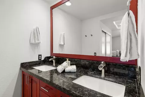 Bath - 3505 Pinehill Way, Antelope, CA 95843 photo 2 of 3