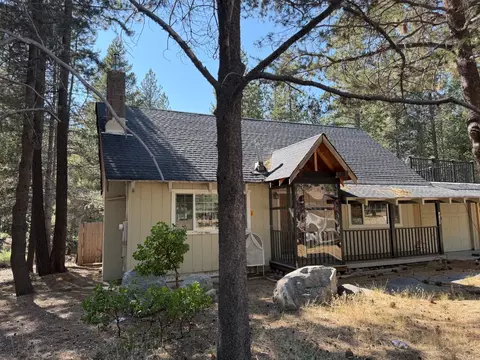 2588 Blitzen Rd, South Lake Tahoe, CA 96150