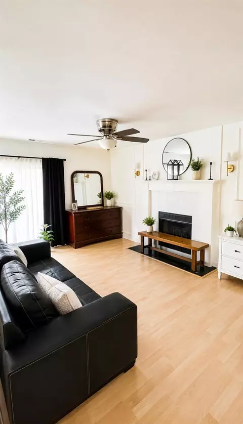 Living - 737 Redfield Ave, Modesto, CA 95357 photo 2 of 2