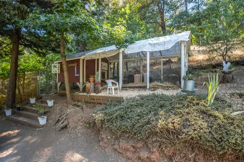 Exterior - 5962 Arrowhead Dr, Foresthill, CA 95631 photo 8 of 22
