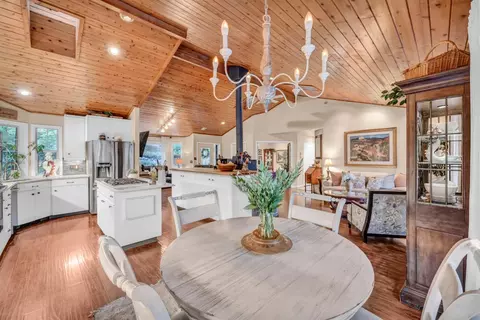Dining - 5962 Arrowhead Dr, Foresthill, CA 95631 photo 1 of 2