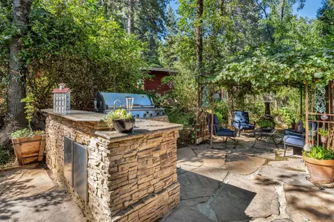 Exterior - 5962 Arrowhead Dr, Foresthill, CA 95631 photo 7 of 22