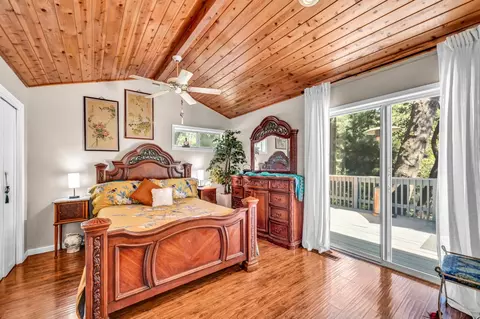 Bedroom - 5962 Arrowhead Dr, Foresthill, CA 95631 photo 1 of 2