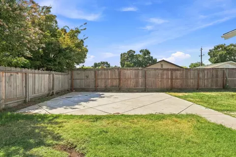 Exterior - 411 Whitney St, Lodi, CA 95242 photo 9 of 9