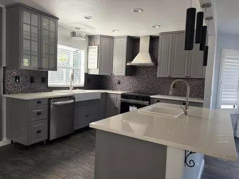 Kitchen - 8111 Aztec, Antelope, CA 95843 photo 2 of 2