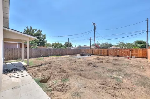 Exterior - 5405 10th St, Keyes, CA 95328 photo 7 of 8