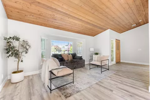 1209 Buckboard Dr, Lincoln, CA 95648