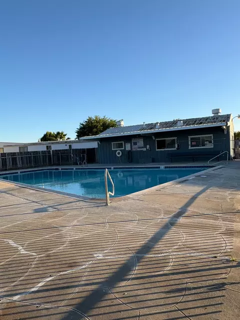 Exterior - 34 Arizona Way, Olivehurst, CA 95961 photo 7 of 8