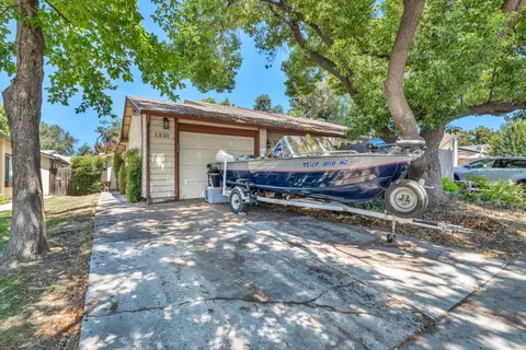 1219 Andalusia Dr, Sacramento, CA 95833