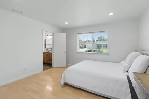 Bedroom - 2032 Mission Ave, Carmichael, CA 95608 photo 3 of 8