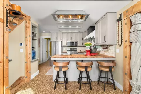 Kitchen - 12865 Mierkey Rd, Pine Grove, CA 95665 photo 5 of 7
