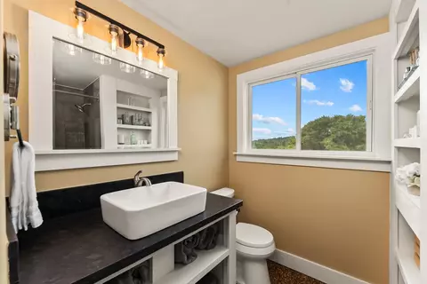 Bath - 12865 Mierkey Rd, Pine Grove, CA 95665 photo 2 of 6