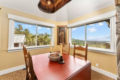Dining - 12865 Mierkey Rd, Pine Grove, CA 95665 photo 2 of 3