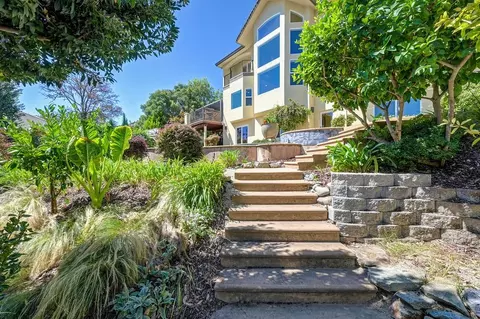 Exterior - 585 Riverview Dr, Auburn, CA 95603 photo 21 of 23