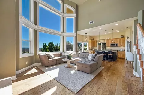 Living - 585 Riverview Dr, Auburn, CA 95603 photo 1 of 7