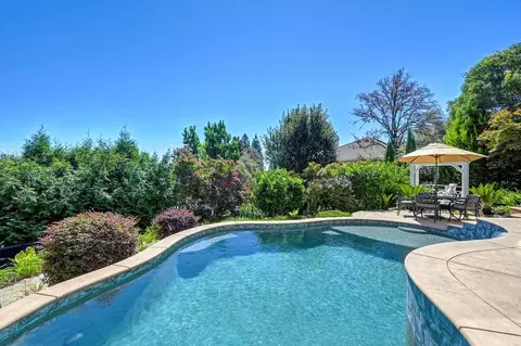 Exterior - 585 Riverview Dr, Auburn, CA 95603 photo 15 of 23