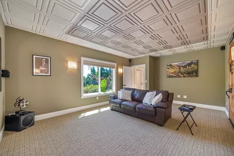 Living - 585 Riverview Dr, Auburn, CA 95603 photo 7 of 7