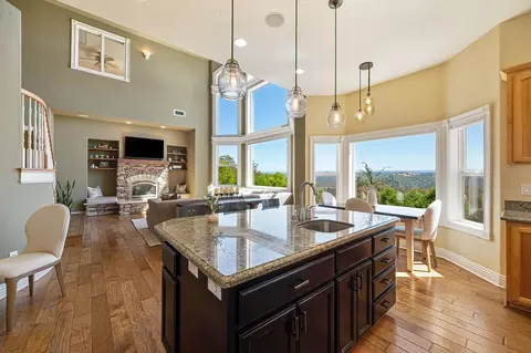 Kitchen - 585 Riverview Dr, Auburn, CA 95603 photo 7 of 8
