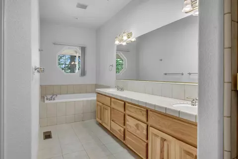 Bath - 19310 Pine Dr, Pioneer, CA 95666 photo 5 of 6