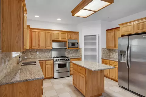 Kitchen - 19310 Pine Dr, Pioneer, CA 95666 photo 1 of 2