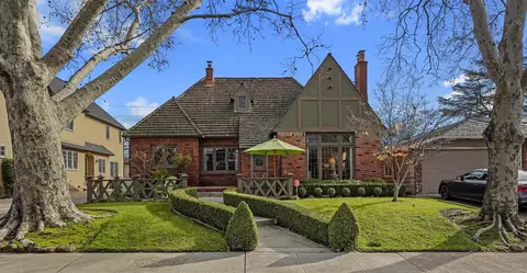 941 45th St, Sacramento, CA 95819