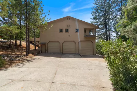 1974 Grouse Ridge Ct, Cool, CA 95614
