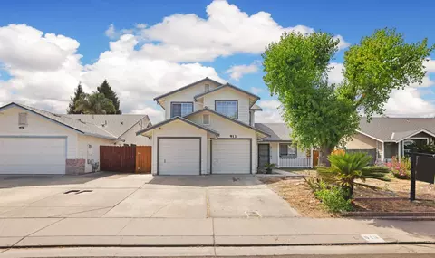 Exterior - 913 Jayhawk Way, Modesto, CA 95358 photo 6 of 10
