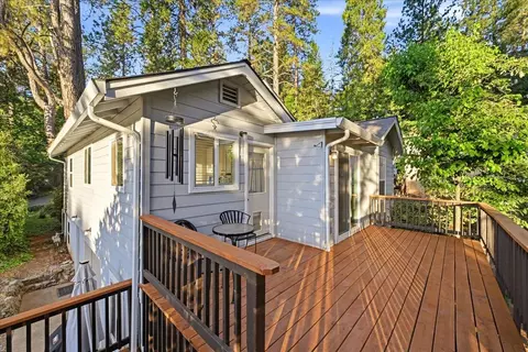 Exterior - 261 Glenbrook Dr, Grass Valley, CA 95945 photo 5 of 16