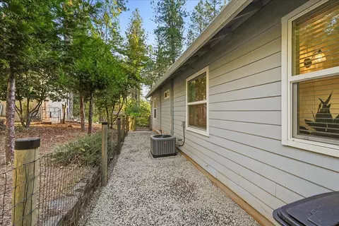 Exterior - 261 Glenbrook Dr, Grass Valley, CA 95945 photo 16 of 16