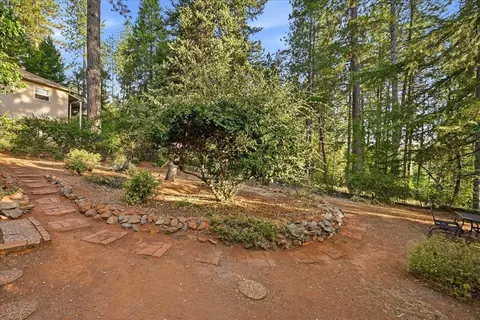 Exterior - 261 Glenbrook Dr, Grass Valley, CA 95945 photo 14 of 16