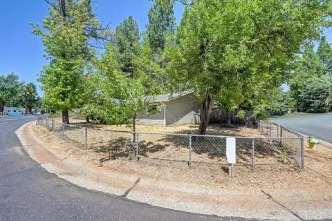 Exterior - 549 Packard Dr, Grass Valley, CA 95945 photo 2 of 14