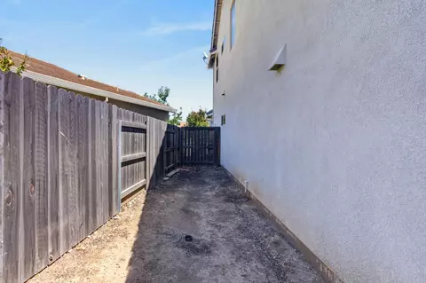 Exterior - 848 Stage Stop Loop, Rocklin, CA 95765 photo 8 of 13