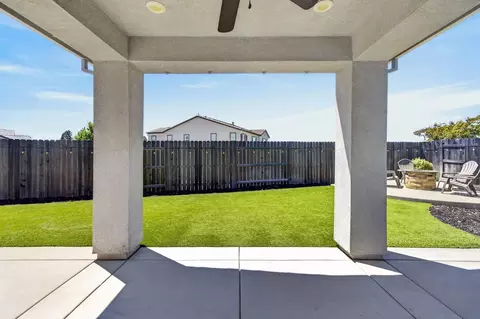 Exterior - 848 Stage Stop Loop, Rocklin, CA 95765 photo 4 of 13