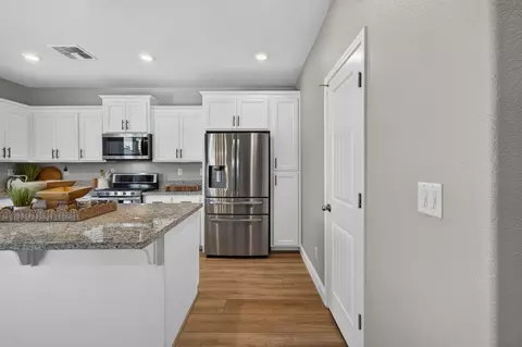 Entry Way - 848 Stage Stop Loop, Rocklin, CA 95765 photo 5 of 12