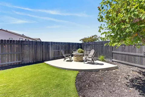 Exterior - 848 Stage Stop Loop, Rocklin, CA 95765 photo 5 of 13