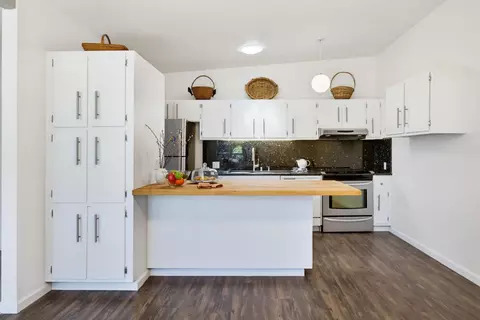 Kitchen - 618 Isla Pl, Davis, CA 95616 photo 1 of 4