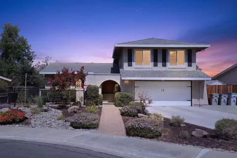 6 Kent Ct, Woodland, CA 95695