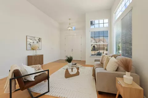 Living - 1540 Whispering Wind Dr, Tracy, CA 95377 photo 2 of 5