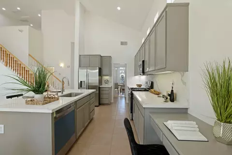 Kitchen - 1540 Whispering Wind Dr, Tracy, CA 95377 photo 5 of 6