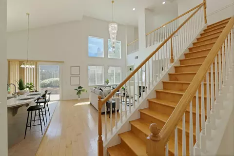 Entry Way - 1540 Whispering Wind Dr, Tracy, CA 95377 photo 6 of 11