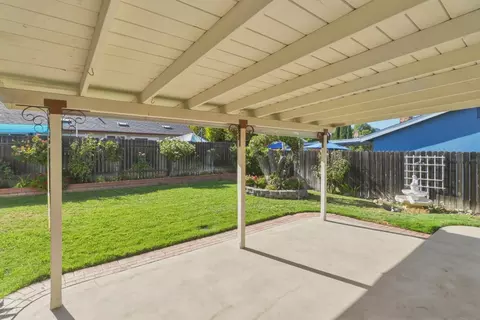Exterior - 4631 Oakbough Way, Carmichael, CA 95608 photo 6 of 14