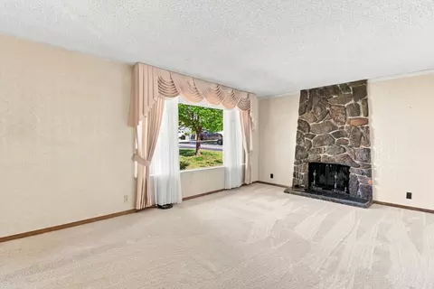 Living - 4631 Oakbough Way, Carmichael, CA 95608 photo 1 of 5