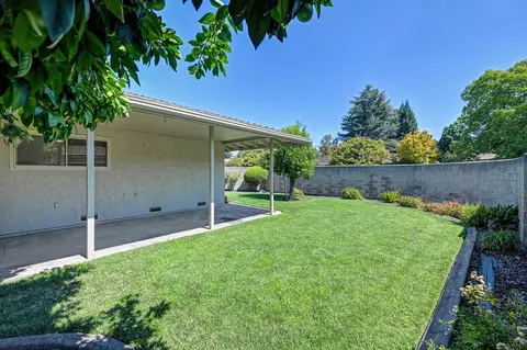 Exterior - 975 Sand Bar Cir, Carmichael, CA 95608 photo 14 of 16