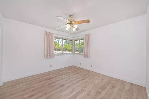 Bedroom - 975 Sand Bar Cir, Carmichael, CA 95608 photo 6 of 11