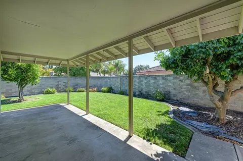 Exterior - 975 Sand Bar Cir, Carmichael, CA 95608 photo 8 of 16