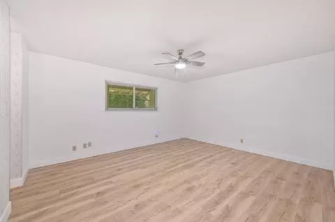 Bedroom - 975 Sand Bar Cir, Carmichael, CA 95608 photo 8 of 11