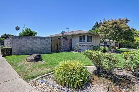 Exterior - 975 Sand Bar Cir, Carmichael, CA 95608 photo 5 of 16