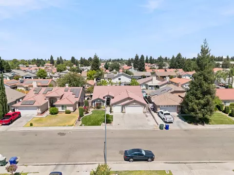 View/Area - 3363 Cambria Ave, Madera, CA 93637 photo 2 of 7