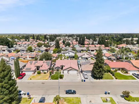 View/Area - 3363 Cambria Ave, Madera, CA 93637 photo 3 of 7